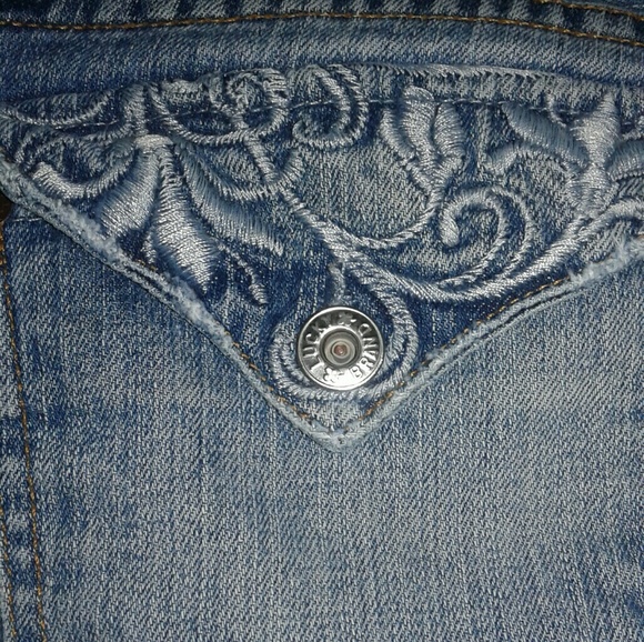 Lucky Brand Flare Leg Jeans - Picture 7 of 8